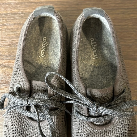 Allbirds Tree Skipper Shoes, size 7. - Picture 3 of 7